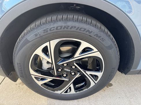 New 2026 Lincoln Nautilus Premier w/ Equipment Group 102A image 4