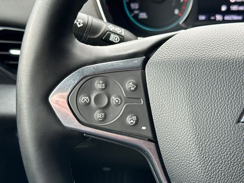 Used 2023 Chevrolet Traverse LT FWD image 28