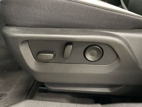 Used 2025 Buick Envision Sport Touring image 14