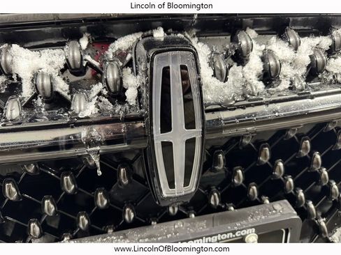 New 2026 Lincoln Nautilus Black Label w/ Jet Appearance Package image 11