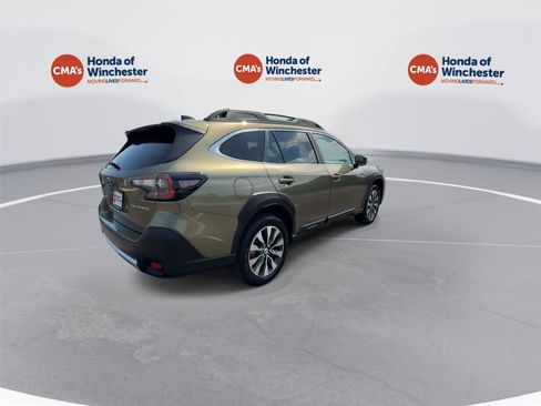 Used 2024 Subaru Outback Limited AWD/4WD image 8