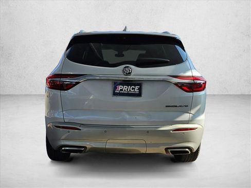 Used 2019 Buick Enclave Avenir image 6