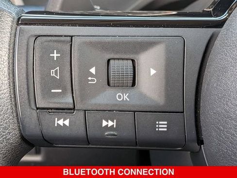 Certified 2022 Nissan Rogue SV AWD/4WD image 23