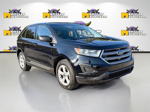 Used 2017 Ford Edge SE w/ Cargo Accessory Package image 3