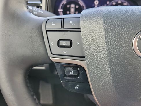Used 2025 Toyota Camry XSE FWD image 21