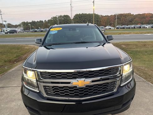Used 2019 Chevrolet Tahoe LT image 6