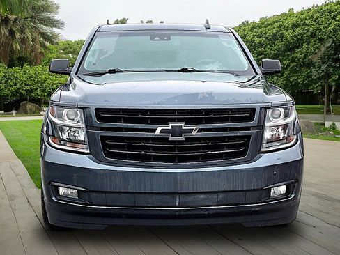 Used 2019 Chevrolet Suburban Premier w/ RST 6.2L Performance Edition RWD image 5
