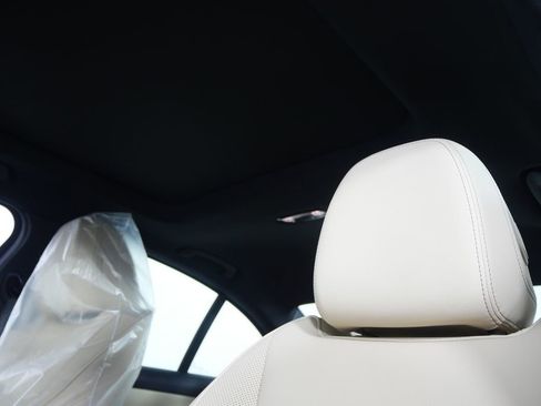 Used 2026 BMW 330i 330i w/ Premium Package image 11