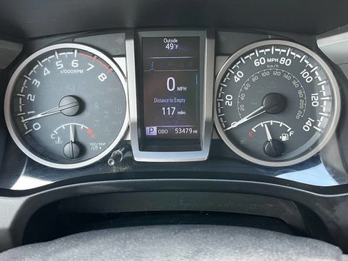 Used 2019 Toyota Tacoma SR5 image 14