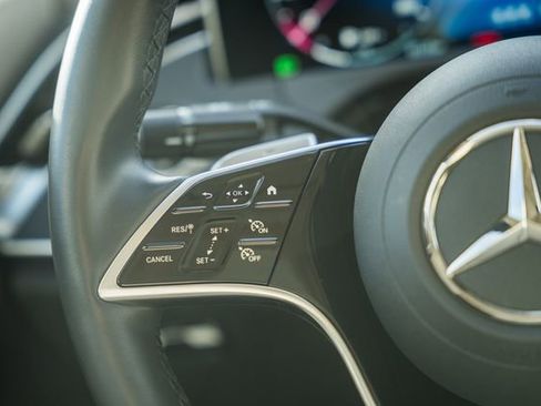 Certified 2025 Mercedes-Benz E 350 4MATIC Sedan image 28