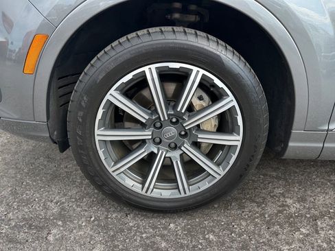Used 2017 Audi Q7 3.0T Premium Plus AWD/4WD image 8
