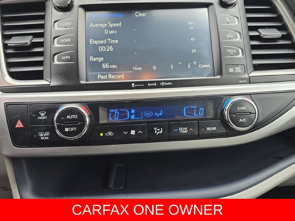 Used 2017 Toyota Highlander XLE AWD/4WD image 22