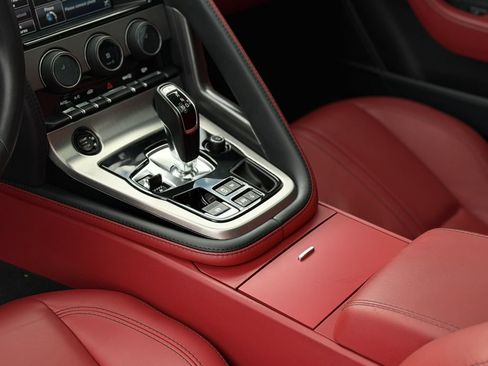 Used 2015 Jaguar F-TYPE Coupe RWD image 16