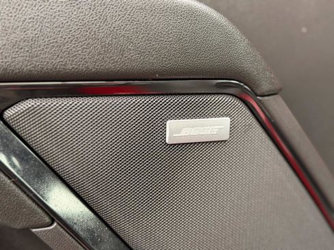 Used 2024 GMC Sierra 1500 AT4 w/ Technology Package image 11