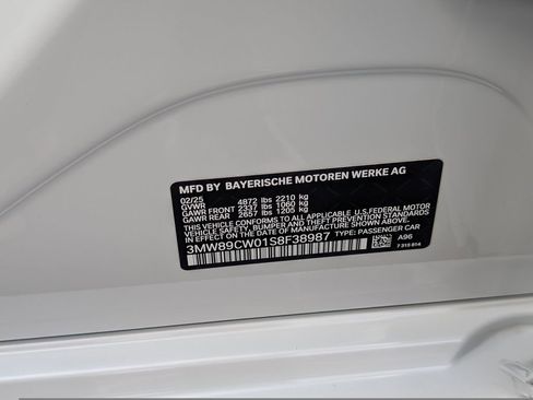 Used 2025 BMW 330i xDrive Sedan w/ Premium Package image 32