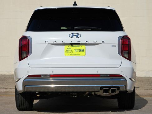 Used 2025 Hyundai Palisade Calligraphy AWD/4WD image 11