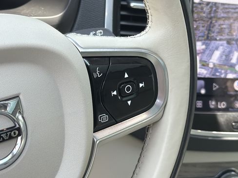 Certified 2023 Volvo XC90 B6 Plus w/ Protection Package Premier AWD/4WD image 20
