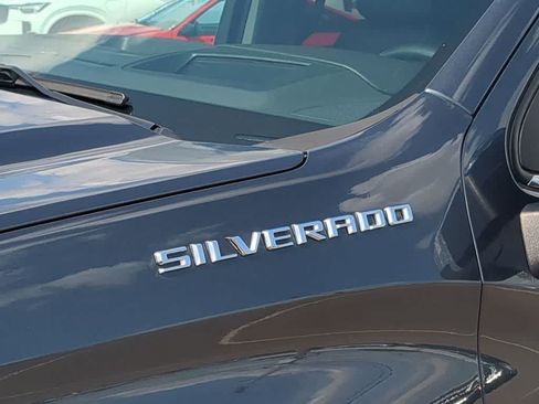 Used 2019 Chevrolet Silverado 1500 LTZ w/ LTZ Premium Package AWD/4WD image 12