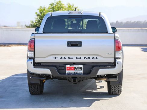 Certified 2021 Toyota Tacoma TRD Off-Road w/ Technology Package AWD/4WD image 7