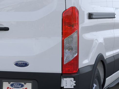New 2025 Ford Transit 250 Low Roof image 21