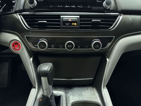 Used 2018 Honda Accord LX image 20