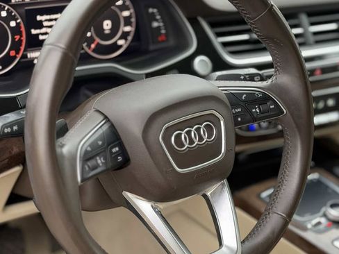 Used 2017 Audi Q7 3.0T Premium Plus w/ Premium Plus Package AWD/4WD image 22