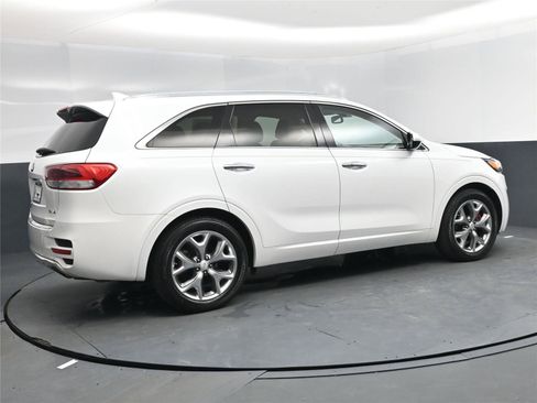 Used 2016 Kia Sorento SX image 4