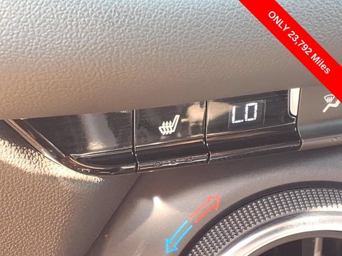 Used 2024 Chevrolet Blazer LT FWD image 21
