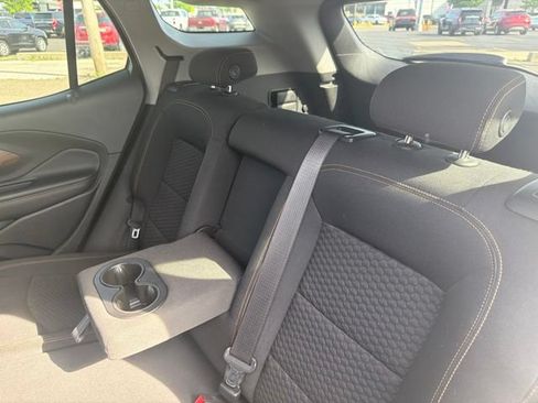 Used 2018 GMC Terrain SLE w/ Driver Convenience Package AWD/4WD image 15