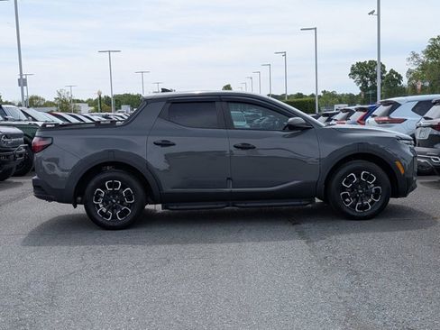 Used 2024 Hyundai Santa Cruz SEL AWD/4WD image 3