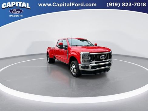 Used 2023 Ford F350 Lariat w/ Lariat Ultimate Package AWD/4WD image 2