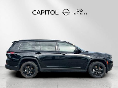 Used 2021 Jeep Grand Cherokee L Laredo image 6