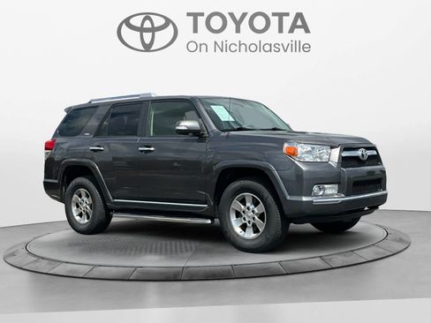 Used 2012 Toyota 4Runner SR5 w/ Convenience Pkg AWD/4WD image 7