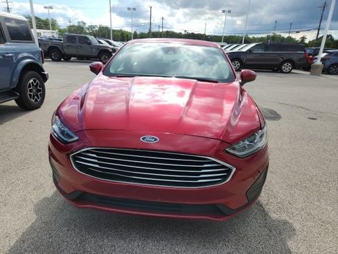 Used 2020 Ford Fusion SE FWD image 4