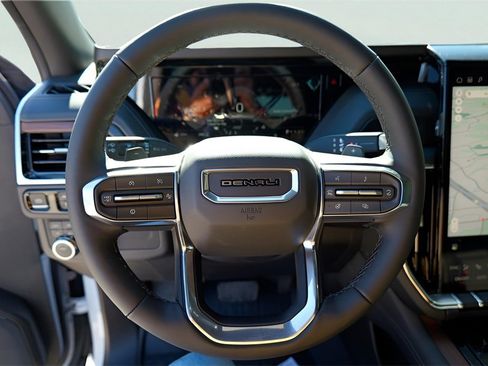 New 2026 GMC Yukon Denali w/ Sun & Power Step Package image 8