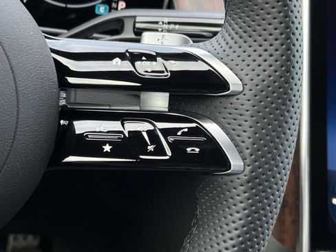 New 2026 Mercedes-Benz GLC 300 4MATIC image 29