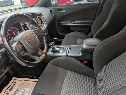 Used 2022 Dodge Charger R/T RWD image 12