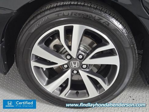 Certified 2024 Honda Odyssey Touring image 11