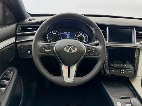 Used 2023 INFINITI QX55 Luxe w/ Cargo Package image 23