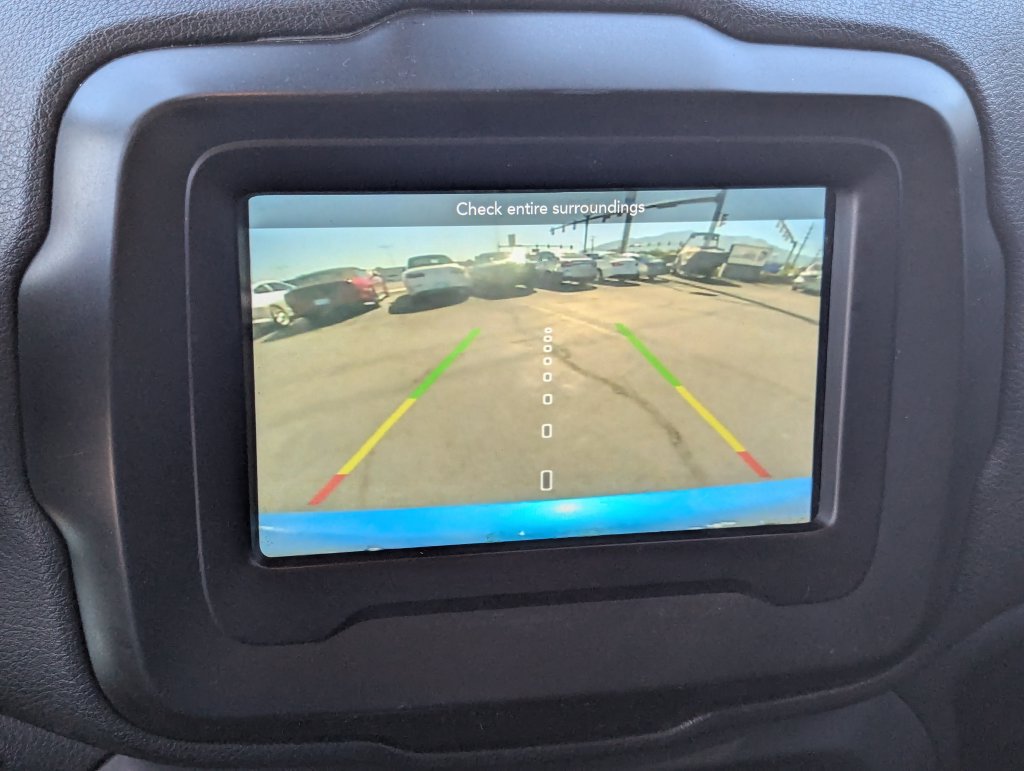 Used 2020 Jeep Renegade Altitude FWD image 20