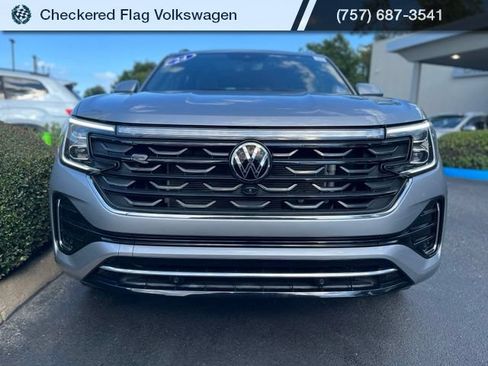 Used 2024 Volkswagen Atlas Cross Sport SEL Premium R-Line AWD/4WD image 13