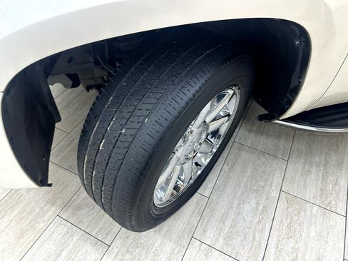 Used 2012 GMC Yukon Denali image 48