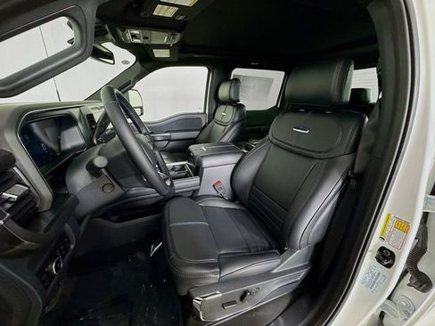 New 2026 Ford F450 Platinum w/ FX4 Off-Road Package AWD/4WD image 22