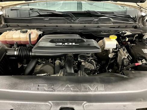 Used 2022 RAM 1500 Limited w/ Body-Colour Bumper Group AWD/4WD image 31