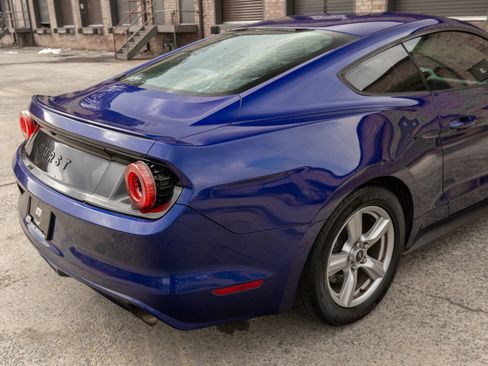 Used 2015 Ford Mustang Coupe image 10