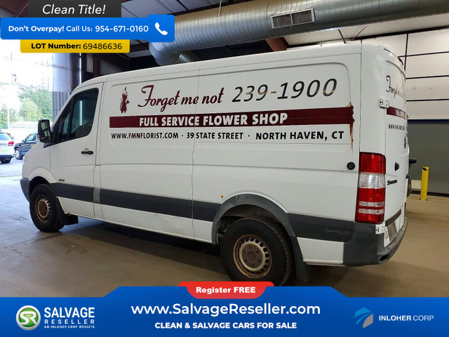 Used 2013 Freightliner Sprinter 2500 RWD image 3