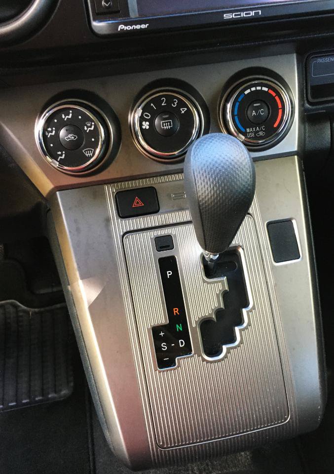Used 2014 Scion xB FWD image 22