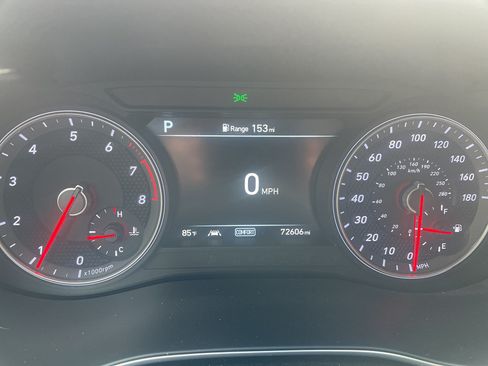 Used 2021 Genesis G70 2.0T w/ Prestige Package AWD/4WD image 17