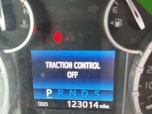 Used 2014 Toyota Tundra SR5 w/ SR5 Upgrade Package image 11