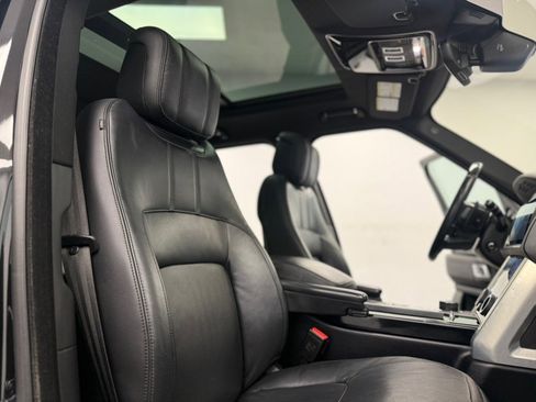 Used 2019 Land Rover Range Rover image 67